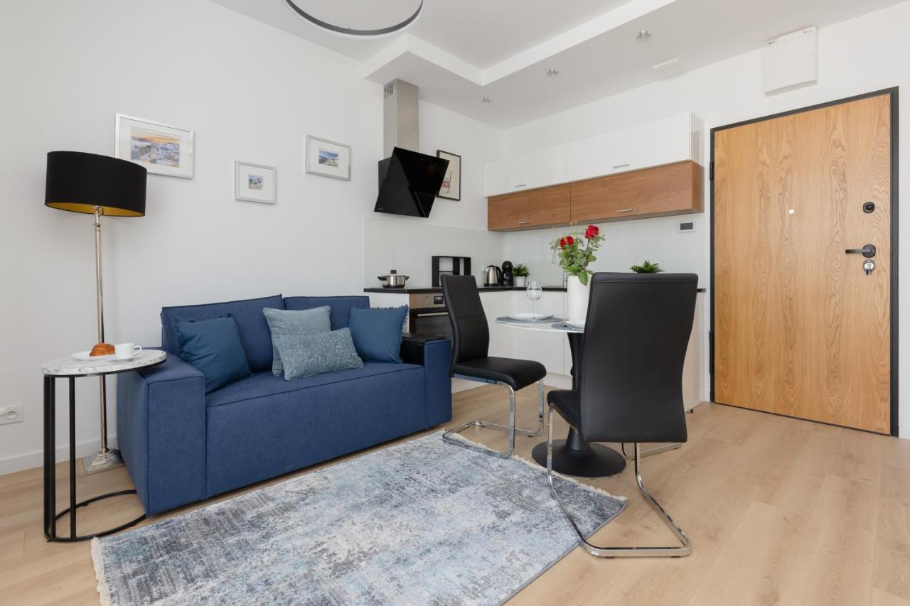 Warszawa Srodmiescie Bonifraterska Apartments By Noclegi Renters Buitenkant foto